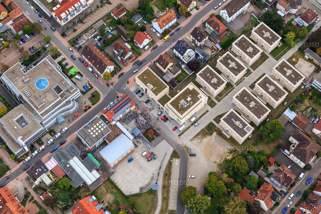 Luftbild: Im Stadtkern in Kandel im Bundesland Rheinland-Pfalz in Deutschland. Foto: IMG_111935.jpg vom 06.10.2018 durch Werner Riehm/FLY-FOTO.de