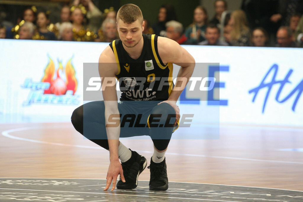 Phoenix Hagen - Walter Tigers Tübingen | Kriss Helmanis - © Sportfoto-Sale (MK) - Realisiert mit Pictrs.com