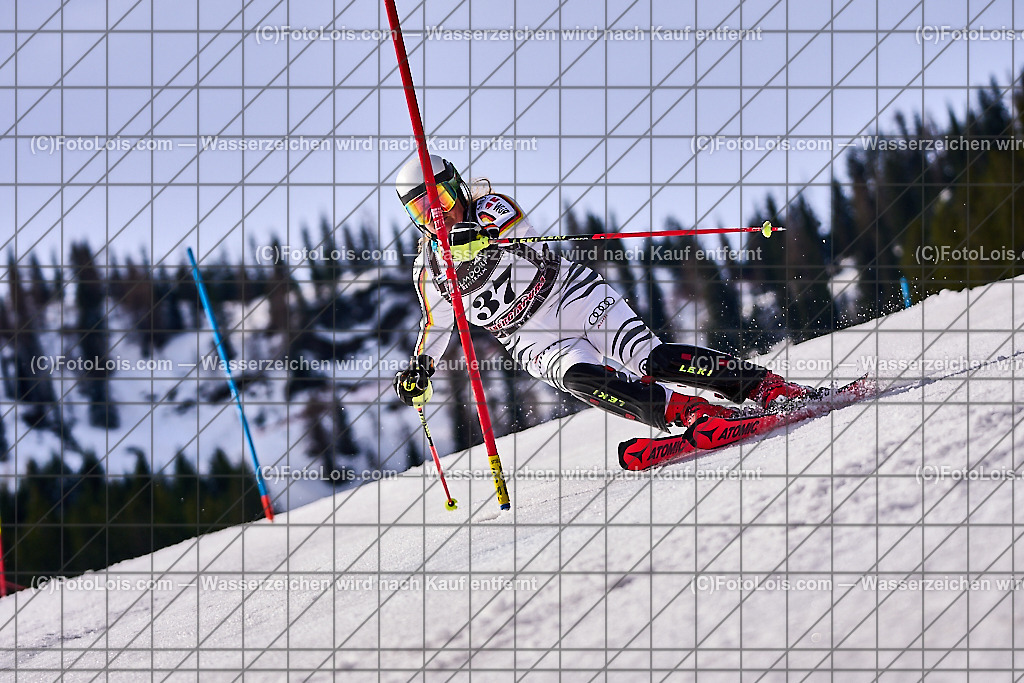 ALP0470_FIS MASTERS WC-Finale_SL_C-Damen_Santen Christiane | (C)FotoLois.com, Alois Spandl. FIS MASTERS WorldCup-Finale 2024, Reiteralm (Steiermark, AUT), SLALOM auf der Muldenliftpiste, Sa 6. April 2024.