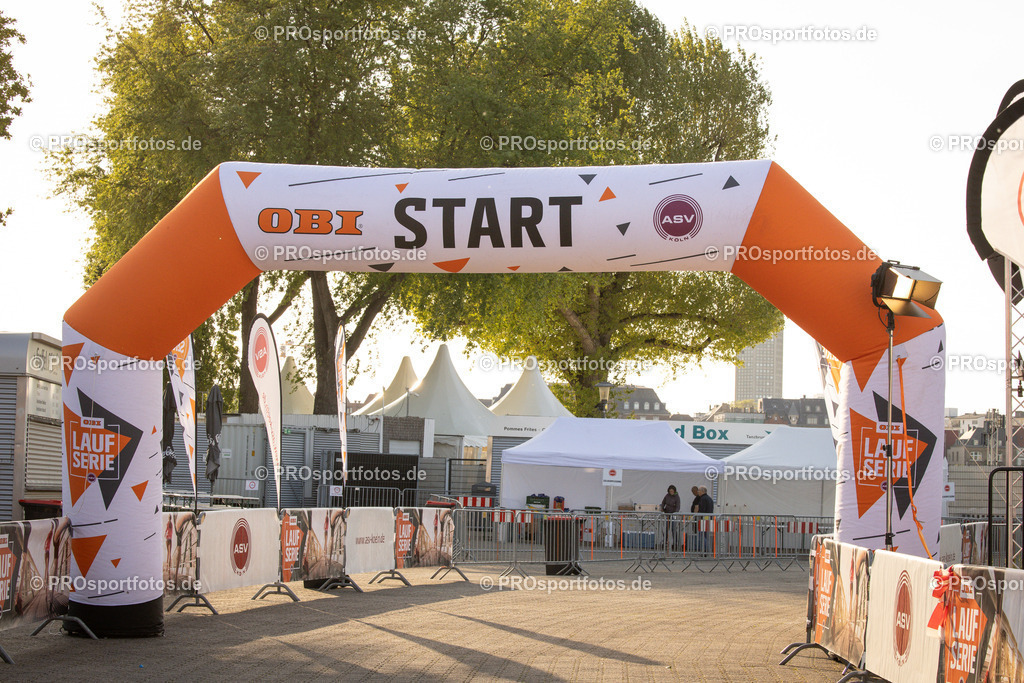 20. OBI Nachtlauf des ASV Koeln, 17.05.2023 | Koeln, 17.05.2023: Impressionen vom 20. OBI Nachtlauf des ASV Koeln rund um den Tanzbrunnen. Foto: Beautiful Sports Pressefotoagentur (www.beautiful-sports.com)