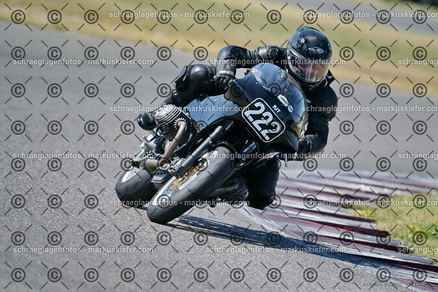 26bc03-0514 | markuskiefer.com - Realisiert mit Pictrs.com