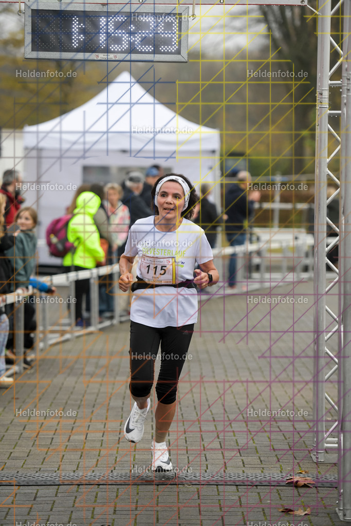 Neusser Erftlauf 2025  | 15km Neusser Erftlauf 2025 Foto: Heldenfoto.de