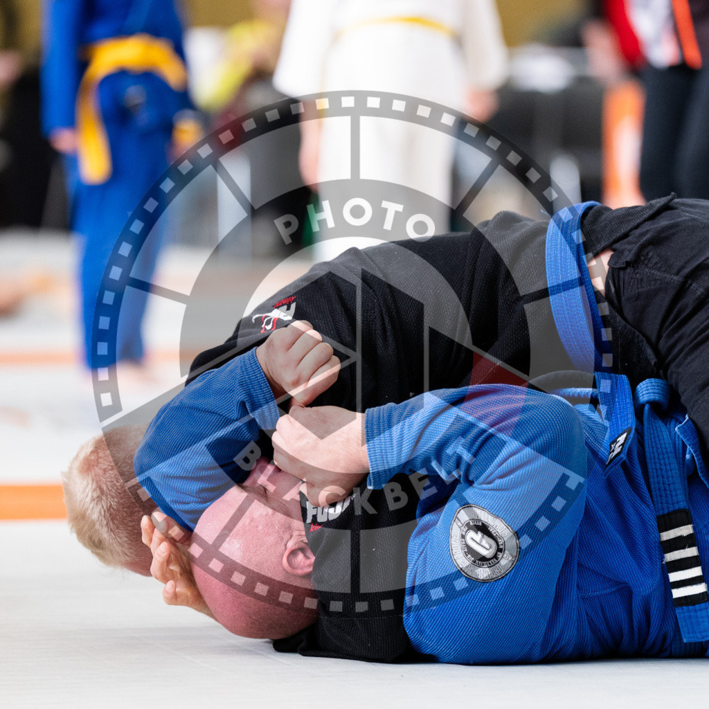 20251122PBB10274 | Athletes compete during the Grappling Industries Berlin Jiu-Jitsu and Grappling Championship, on November 22, 2025 in Berlin, Germany. © photoblackbelt