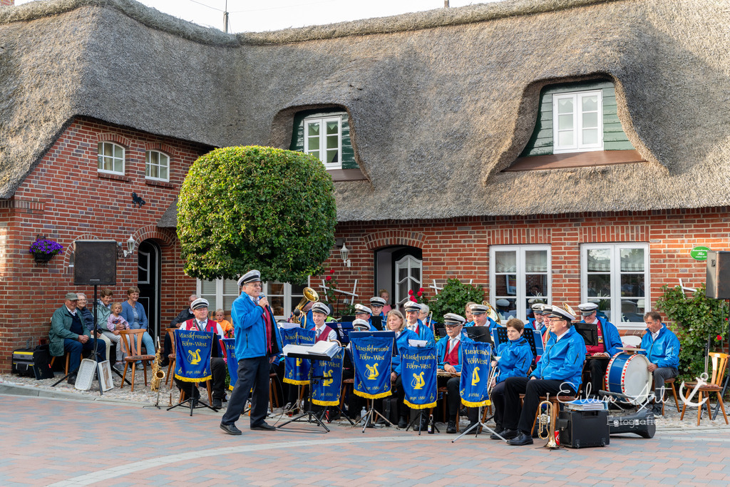 EAF_9161 | Eilun-Art-Fotografie Levke Martens, ihre Fotografin für Immobilien- und Landschaftsfotografie auf Föhr, Föhrer Motive als Poster, Leinwand, hinter Acrylglas oder stelle dir deinen eigenen Monatskalender zusammen, mit nur einem Klick