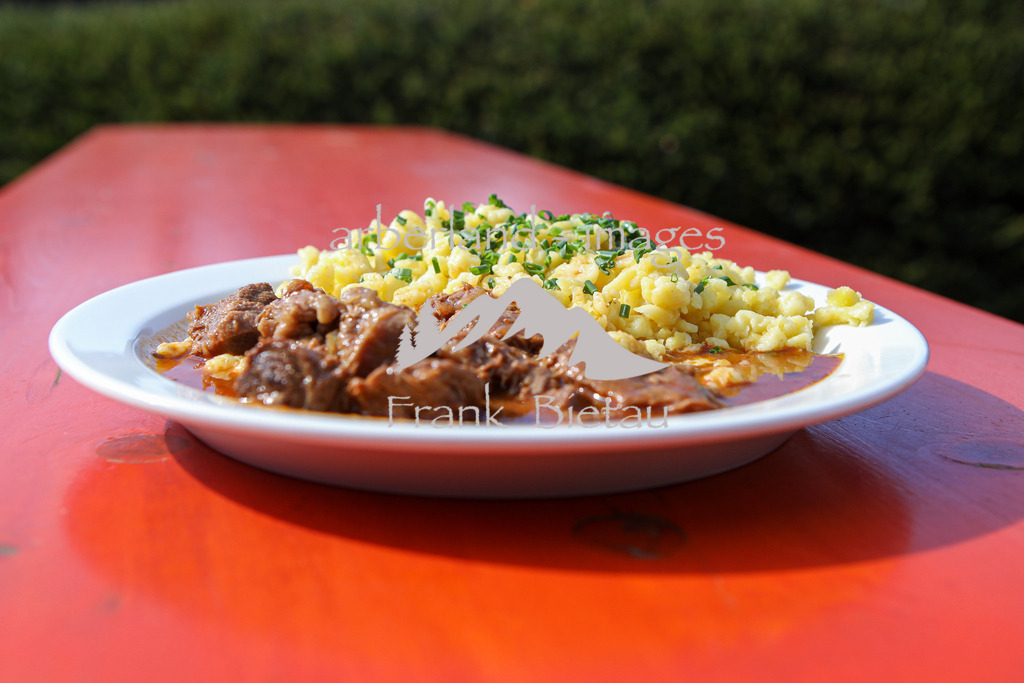 OE7A3939 | das Biergulasch von Fam. Weiderer