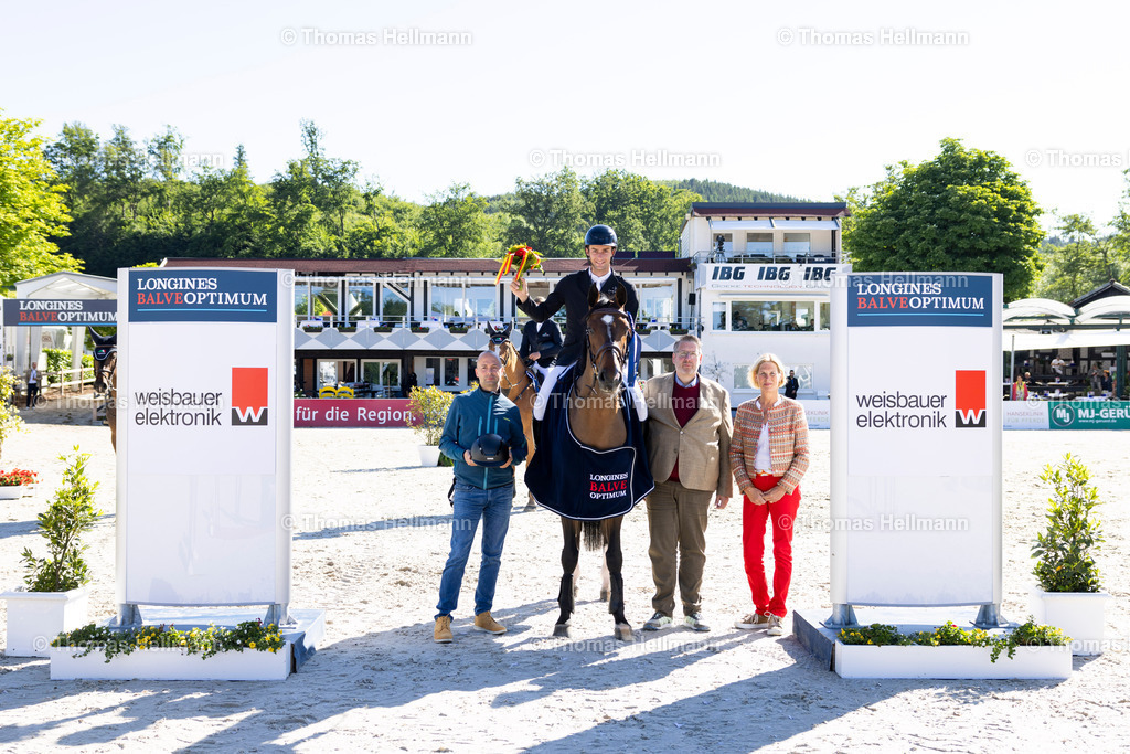 TH_788-VOGEL Richard (GER)_ Uriel 17_19437 | Longines Balve Optimum 2024 am 09.06.24 in Balve, Schloss Wocklum, Thomas Hellmann, 788VOGEL Richard (GER), Uriel 17