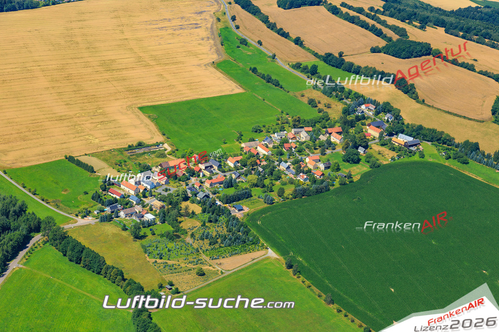Luftbild von Hermsdorf Glashuette - Luftaufnahme wurde 2016 von https://frankenair.de mittels Flugzeug (keine Drohne) erstellt - die Geschenkidee