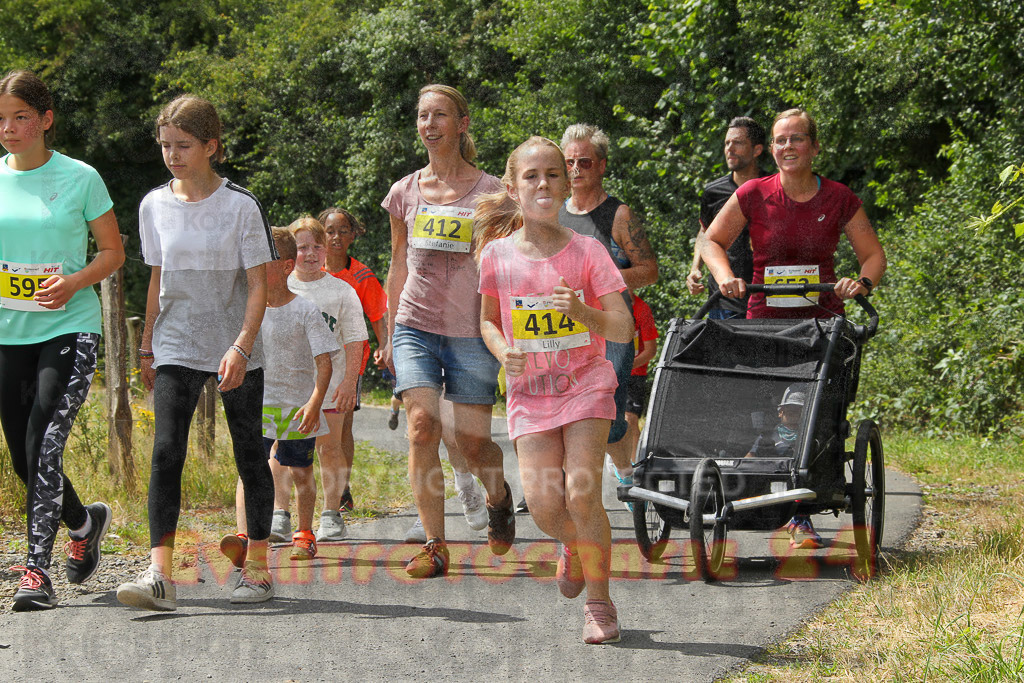 220625_1522_EV4_3896 | Sportfotografie im Rhein-Sieg Kreis, Köln, Bonn, NRW, Rheinland Pfalz, Hessen, etc. Unser Tätigkeitsfeld umfasst den Laufsport vom Volkslauf über den Marathon, Duathlon, Triathon bis zum Ultralauf wie Kölnpfad Ultra oder Schindertrail.