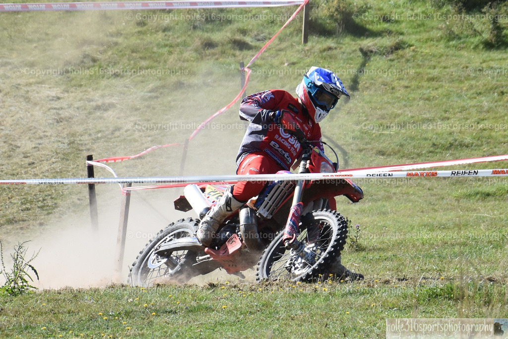 DSC_0056 | Sportfotografie , Motorsport, Motoross, Reitsport, Mointainbike, Enduro,
Landschaft , Outdoor, Eventfotografie, Landschaft, Bilder online bestellen - Realisiert mit Pictrs.com