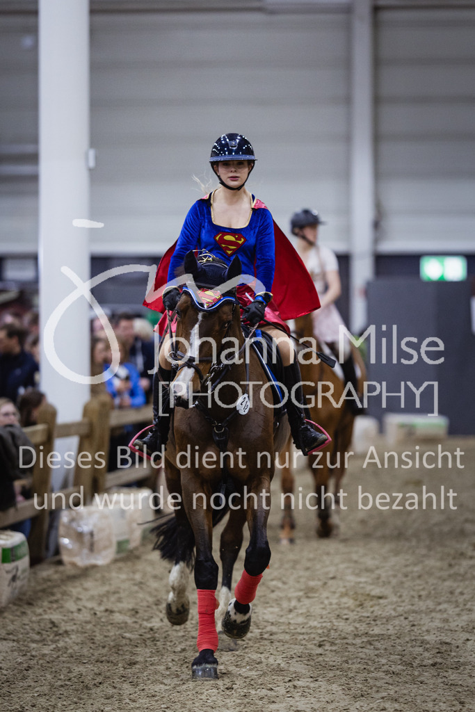 240113_Münster_Kostümspringen-319 | Deine schönsten Turniermomente als professionelle Fotos! Entdecke hochwertige Pferdesport-Fotografie im Online-Shop. Jetzt Fotos finden & bestellen!