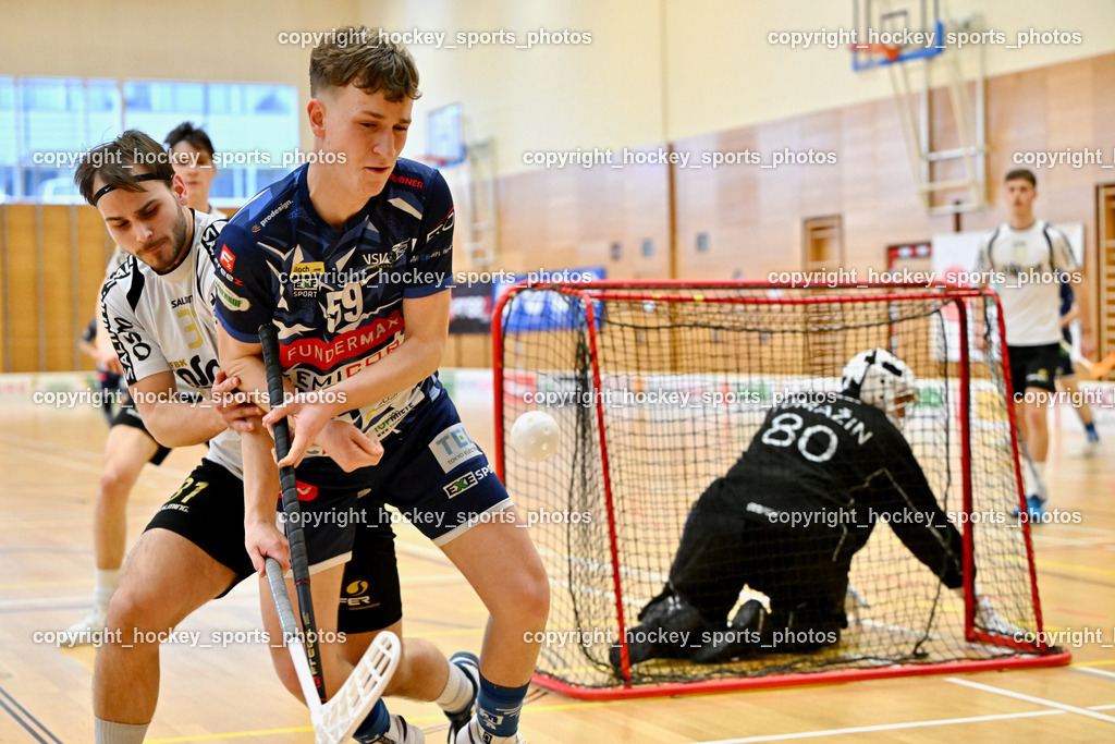 FBK Loka vs. VSV Unihockey | #59 Nino Forelli VSV Unihockey, #31 Nejc Oman FBK Loka, #80 Blaz Tomazin FBK Loka, FBK Loka vs. VSV Unihockey, FBK Loka vs. VSV Unihockey am 23.03.2025 in Villach (Ballspielhalle St. Martin), Austria, (Photo by Bernd Stefan)