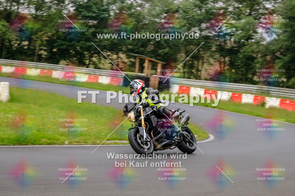 VBK-6205 | Hier findet Ihr Bilder von Touristenfahrten auf der Nürburgring Nordschleife oder von anderen Veranstaltungen die ich besucht habe. Viel Spass beim Durch Schauen 