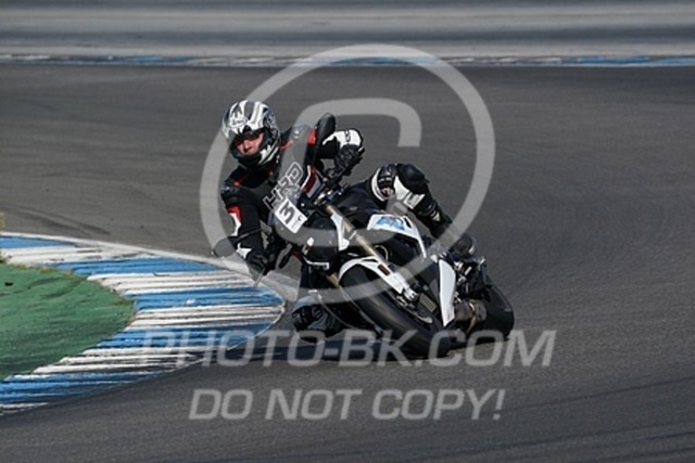 2022_08_12_PBK_17148 | Sportfotografie; SlowMotion; Video; Rennstrecke; Hafeneger; Speer; Racing; RSE; BMW; CBO; Trackday; Motorsportarena; Hockenheimring; Brno; Most; Barcelona; Valencia