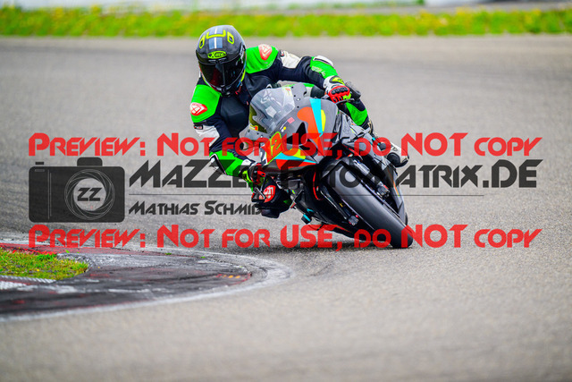 MaZZes_FotoMatrix_240804_6007705_4034 | Fotograf Mathias Schmid
Sportfotograf,
Eventfotograf,
Hochzeitsfotograf,
Portraitfotograf