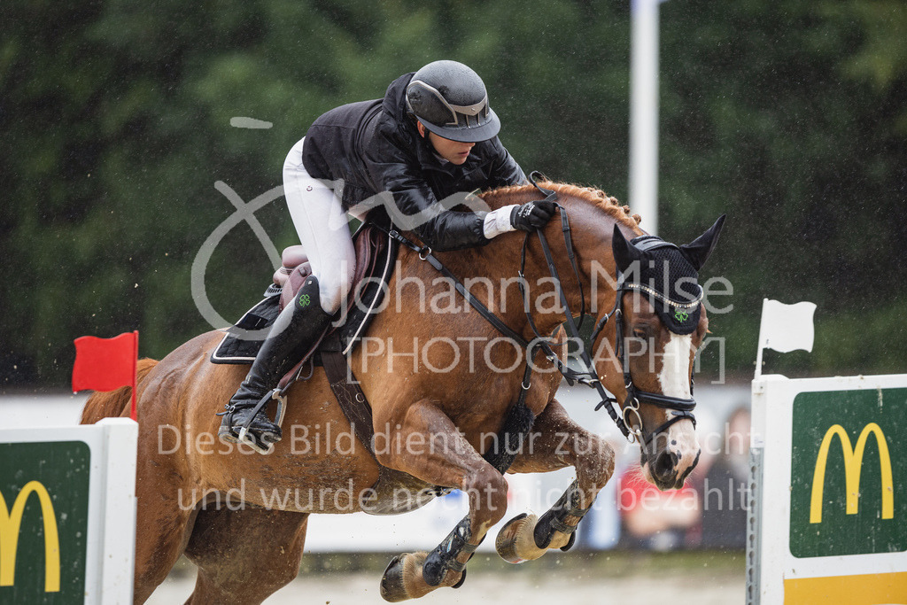 230727_BHO_L-Spr-1-222 | Deine schönsten Turniermomente als professionelle Fotos! Entdecke hochwertige Pferdesport-Fotografie im Online-Shop. Jetzt Fotos finden & bestellen!