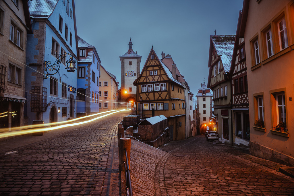 DSC08225 | Rothenburg ob der Tauber. Nur hier gibt es Exklusive und passend zur Jahreszeit Ihr Wandbild, T-Shirt, Tasse und alles was das Rothenburg Herz begehrt. - Realisiert mit Pictrs.com