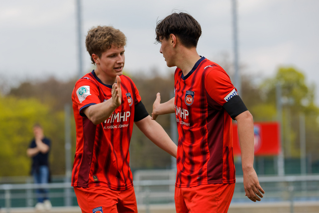FCHOFK_260418_6-49 | 1.FC Heidenheim 1846 vs. Offenbacher Kickers, Fußball, U17, B-Junioren, NWL, U17-DFB-Nachwusliga, 2025/2026, 10. Spieltag, 18.04.2026 in Heidenheim, Walter-Birkhold-Jugendstadion (Foto: Michael Bulling) - Realisiert mit Pictrs.com