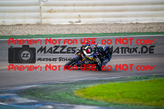 MaZZes_FotoMatrix_220925_8904 | IDM1000