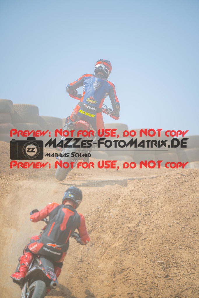 MaZZes-Fotomatrix-20260816-614750 | S2