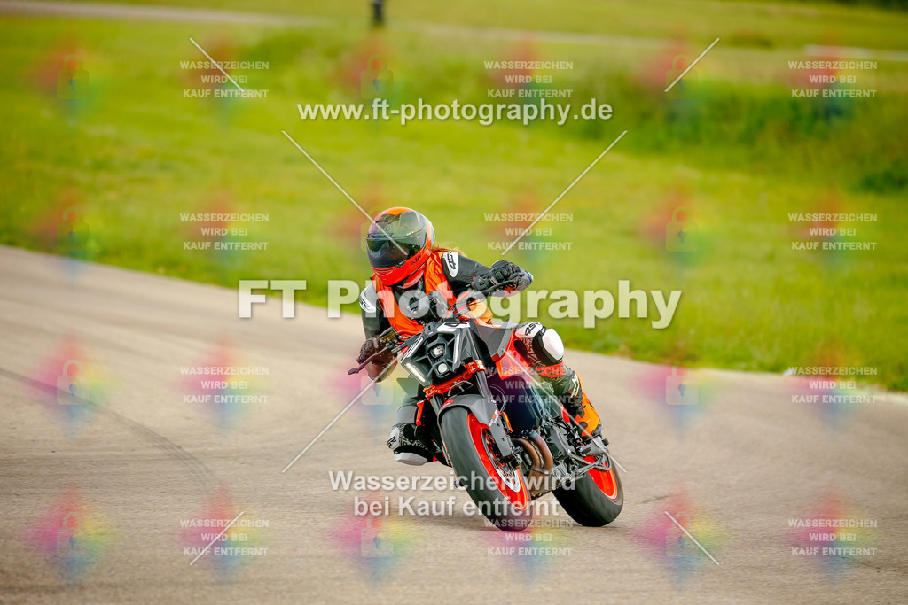 _MOT2378 | Hier findet Ihr Bilder von Touristenfahrten auf der Nürburgring Nordschleife oder von anderen Veranstaltungen die ich besucht habe. Viel Spass beim Durch Schauen 