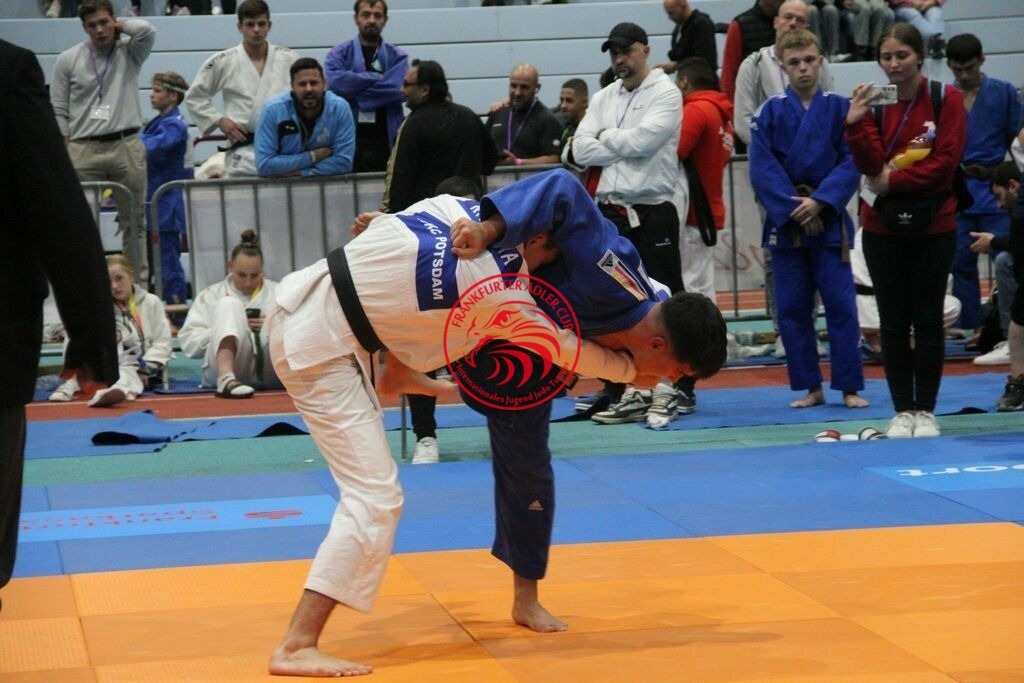 IMG_3842 | Fotos vom Adler Cup - Pictures from Adler Cup

Hier findet Ihr alle Eindrücke und großen Momente der Adler Cup Wochenenden. Here you will find all impressions and great moments of the Adler Cup weekends. - Realisiert mit Pictrs.com