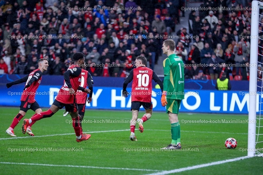 UCL29012501031 | 29.01.2025, Fußball, Bayer 04 Leverkusen - AC Sparta Prag, UEFA Champions League, 8. Spieltag, BayArena, Saison 2024 2025: Torjubel nach dem 1:0 durch Florian Wirtz (Bayer04 Leverkusen #10)