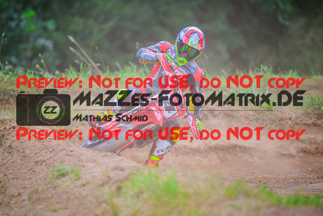 MaZZes_FotoMatrix_240817_6007705_7258 | S1