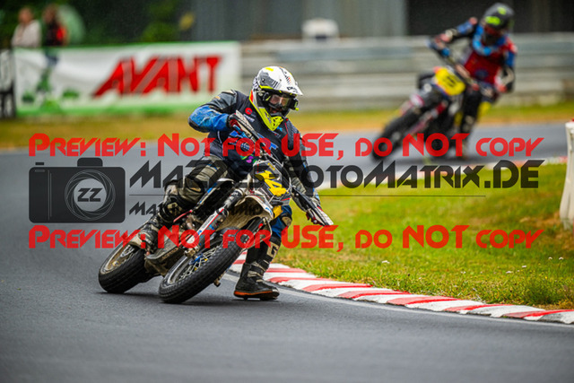 MaZZes_FotoMatrix_230701_2-186 | UE40