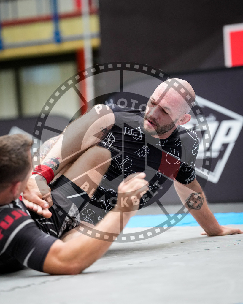 20250920PBB5342 | Athletes compete during the AJP Tour Hamburg International Jiu-Jitsu Championship, on September 20, 2025 in Hamburg, Germany. © Chiara Dazi / photoblackbelt