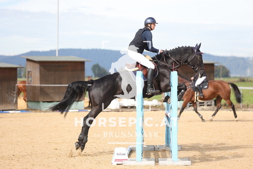 0P6A4243 | Willkommen bei Brunnmayr - Design & Fotografie – Ihrem Spezialisten für Reitturniere und Pferdeveranstaltungen in Oberösterreich, Salzburg und Bayern! Seit über 17 Jahren sind wir leidenschaftlich dabei.