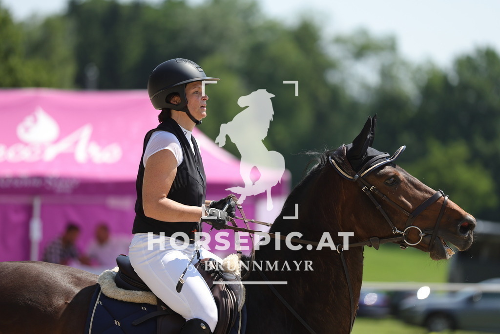 0P6A9112 | Willkommen bei Brunnmayr - Design & Fotografie – Ihrem Spezialisten für Reitturniere und Pferdeveranstaltungen in Oberösterreich, Salzburg und Bayern! Seit über 17 Jahren sind wir leidenschaftlich dabei.