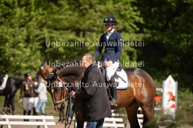 Bad_Meinberg_02771 | saradresslerfotografie - Realisiert mit Pictrs.com