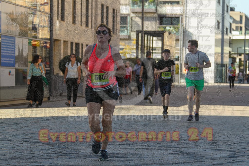 240921_1539_EV4_2041 | Sportfotografie im Rhein-Sieg Kreis, Köln, Bonn, NRW, Rheinland Pfalz, Hessen, etc. Unser Tätigkeitsfeld umfasst den Laufsport vom Volkslauf über den Marathon, Duathlon, Triathon bis zum Ultralauf wie Kölnpfad Ultra oder Schindertrail.