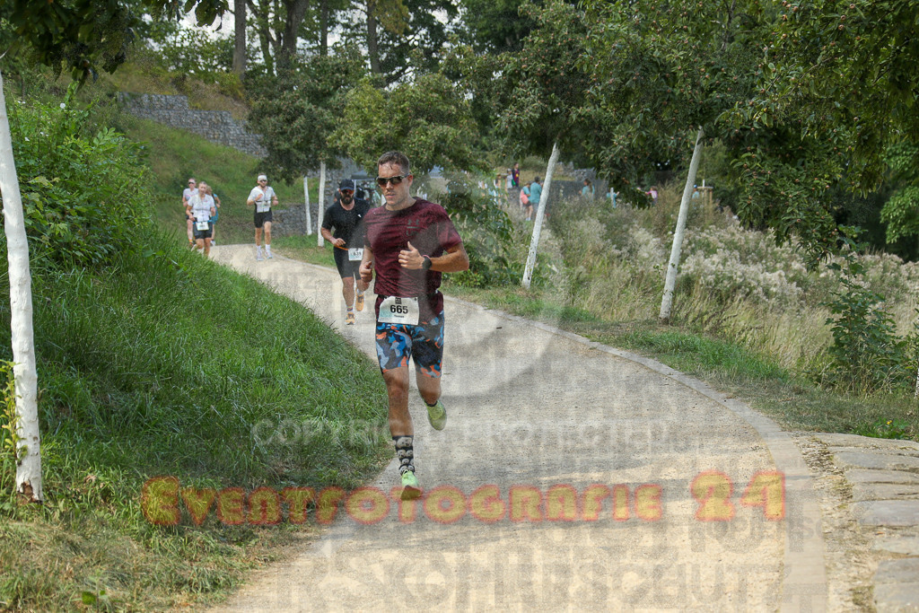 250824_1434_EX1_6664 | Sportfotografie im Rhein-Sieg Kreis, Köln, Bonn, NRW, Rheinland Pfalz, Hessen, etc. Unser Tätigkeitsfeld umfasst den Laufsport vom Volkslauf über den Marathon, Duathlon, Triathon bis zum Ultralauf wie Kölnpfad Ultra oder Schindertrail.