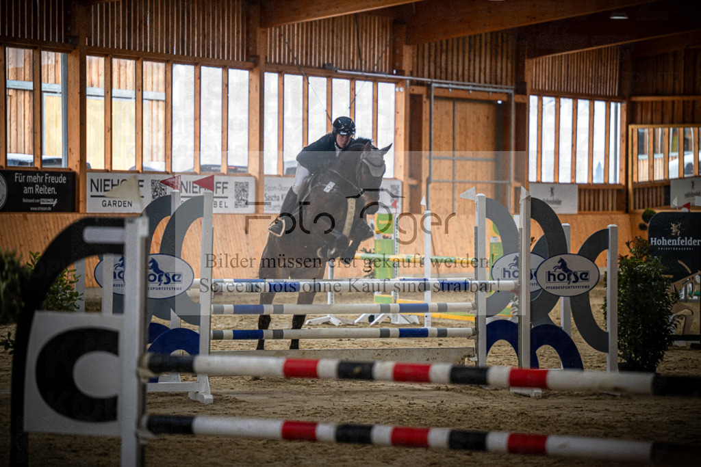 DOS_2262 | Entdecke hochwertige Reitturnierfotos von Foto Oger. Professionell, emotional und authentisch – jetzt Lieblingsmomente im Shop bestellen.Deutschlandweite Turnierfotografie. - Realisiert mit Pictrs.com