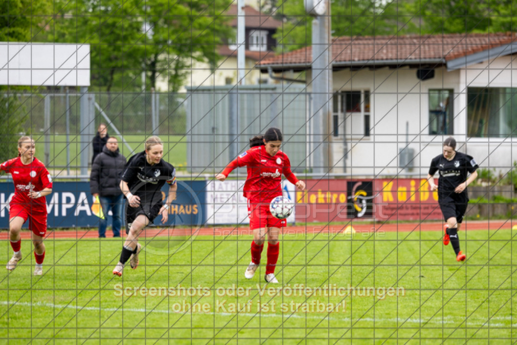 20250426_142601_0283 | #,1.FC Donzdorf (rot) vs. FC Wittlingen (schwarz), Fussball, EnBW-Oberliga B -Juniorinnen, 20. Spieltag, Saison 2024/2025, Rasenplatz, Lautertal Stadion, Süßener Straße 16, 73072 Donzdorf, 26.04.2025 - 14:00 Uhr,Foto: PhotoPeet-Sportfotografie/Peter Harich