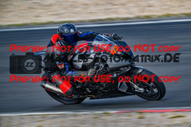 MaZZes_FotoMatrix_230719_8006 | ROT