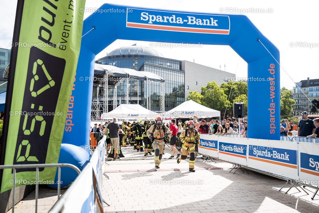 20220828_treppenlauf_FotoSteffieWunderl_0285 | Professionelle Fotos Ihrer Laufsportveranstaltung.