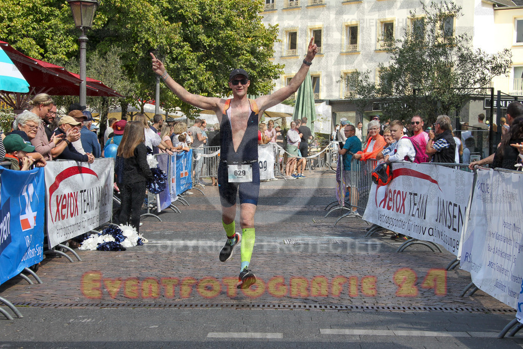 250824_1433_EV4_1912 | Sportfotografie im Rhein-Sieg Kreis, Köln, Bonn, NRW, Rheinland Pfalz, Hessen, etc. Unser Tätigkeitsfeld umfasst den Laufsport vom Volkslauf über den Marathon, Duathlon, Triathon bis zum Ultralauf wie Kölnpfad Ultra oder Schindertrail.