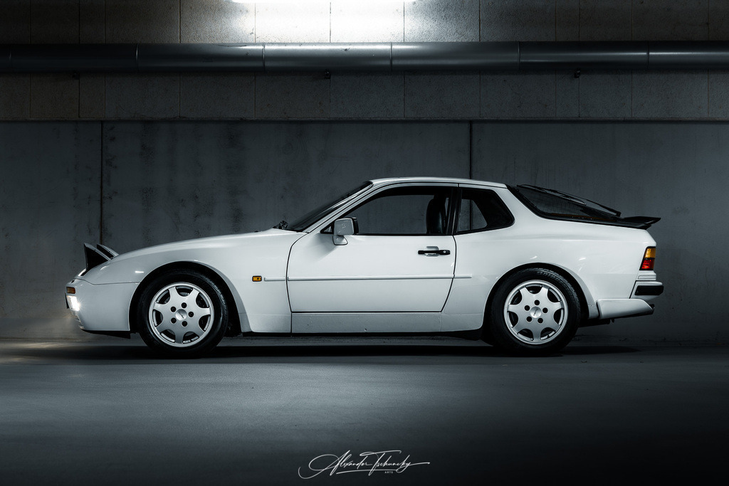 R6AT7112 _Alexander Tschuncky | Entdecken Sie die faszinierende Welt von Alexander Tschuncky Arts: Kreative Fotografie, atemberaubende Automobilkunst und hochwertiger Bilderdruck. Lassen Sie sich inspirieren! - Realisiert mit Pictrs.com