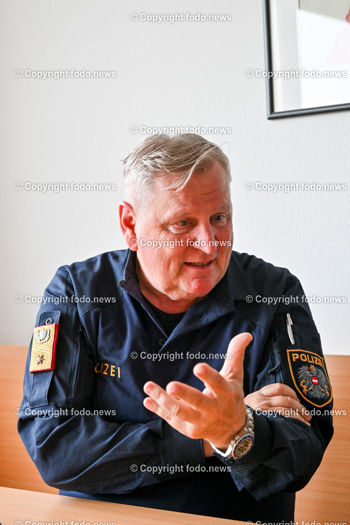 Stadtpolizeikommando Linz_ Interview_ 24.10.2023-12 | 24.10.2023, Linz, AUT, Stadtpolizeikommando Linz, im Bild Karl Pogutter (Stadtpolizeikommandant Linz)