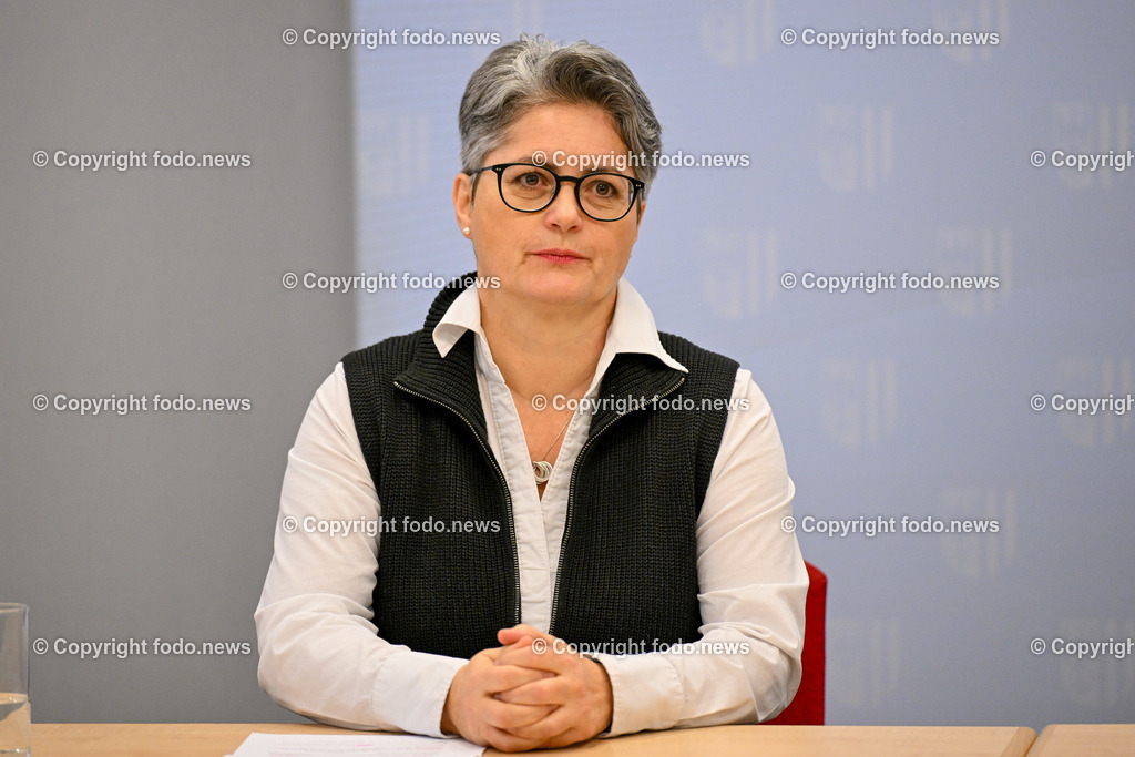 Pressekonferenz Land Ooe_ Bildung ohne Barrieren_ 19.02.2024-6 | 19.02.2024, Linz, AUT, Pressekonferenz Land Ooe, Bildung ohne Barrieren, im Bild Monika Kabelac (Ooe Hilfsmittelpool)
