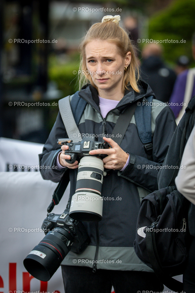 22. ASV Nachtlauf; Koeln, 28.05.25 | Impressionen vom 22. ASV Nachtlauf am 28.05.25 am Tanzbrunnen in Koeln. Foto: BEAUTIFUL SPORTS/Axel Kohring