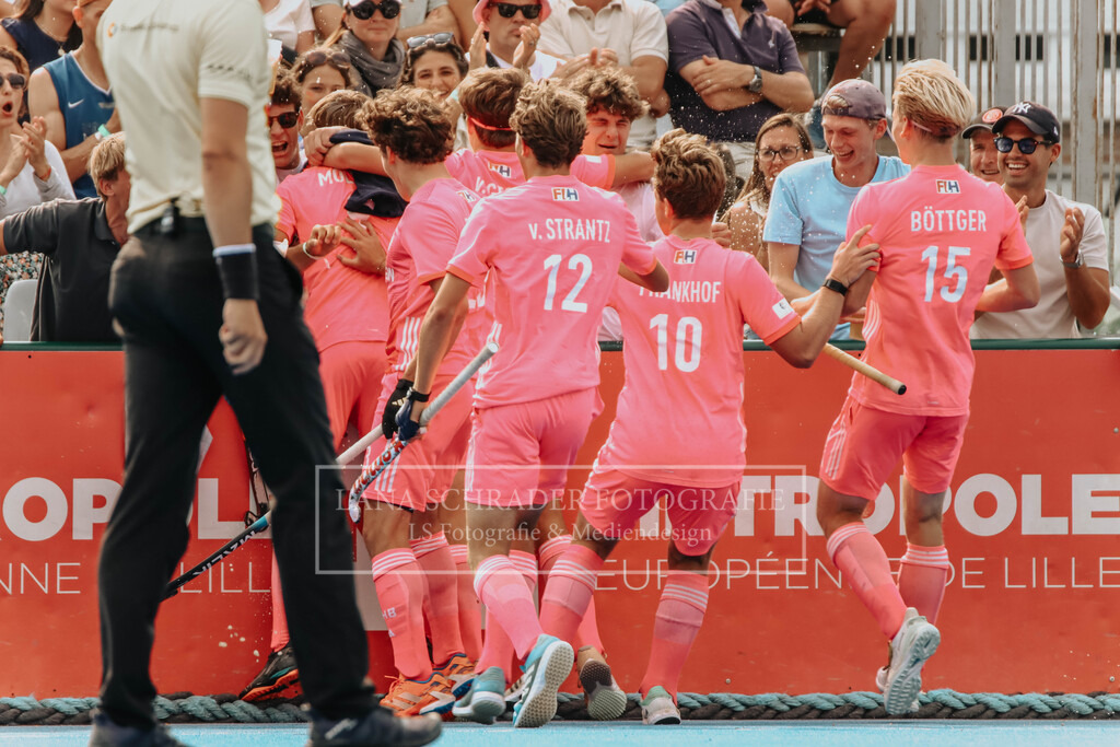 EM_MU18_F_GER-FRA_Lille_bearbeitet (178 von 433) | lanaschraderfotografie - Realizado com Pictrs.com