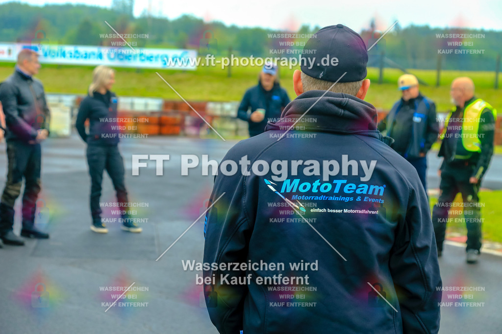 OBK-5945 | Hier findet Ihr Bilder von Touristenfahrten auf der Nürburgring Nordschleife oder von anderen Veranstaltungen die ich besucht habe. Viel Spass beim Durch Schauen 