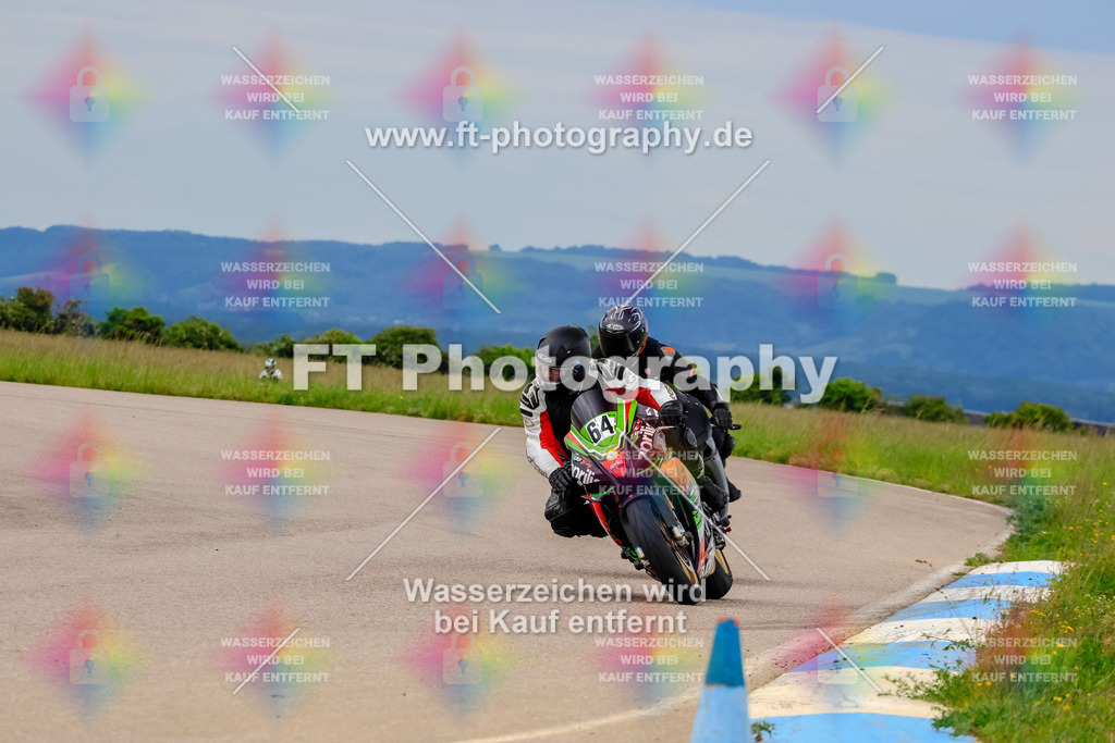 MotoTeam-2451 | Hier findet Ihr Bilder von Touristenfahrten auf der Nürburgring Nordschleife oder von anderen Veranstaltungen die ich besucht habe. Viel Spass beim Durch Schauen 