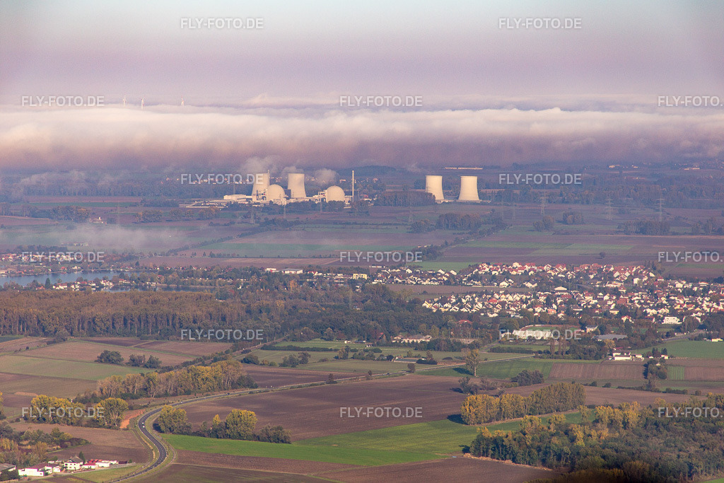 Biblis - stillgelegt aber wohl noch auf ewig eine Flugverbotszone | Luftbild: Biblis - stillgelegt aber wohl noch auf ewig eine Flugverbotszone in Biblis im Bundesland Hessen in Deutschland. Foto: IMG_075238.jpg vom 19.10.2014 durch Werner Riehm/FLY-FOTO.de - Realisiert mit Pictrs.com