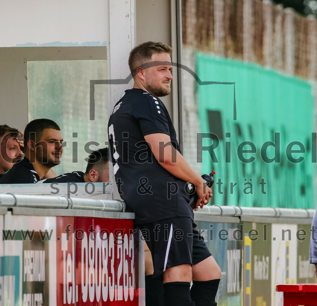 2023-07-30_006_FC_Lengdorf_II_gegen_SG_Anzing_Parsdorf | Lengdorf, Deutschland, 30.07.2023:
Fußball, Kreisliga 2023 / 2024, 1. Spieltag, FC Lengdorf gegen SpVgg Altenerding, Endergebnis: 0:1

Foto: Christian Riedel / fotografie-riedel.net