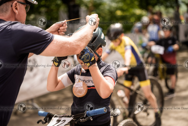 Eierlesen 2026 | Sie wurden bei einem Event oder Sportanlass fotografiert? Hier finden sie ihre Bilder! - Realisiert mit Pictrs.com
