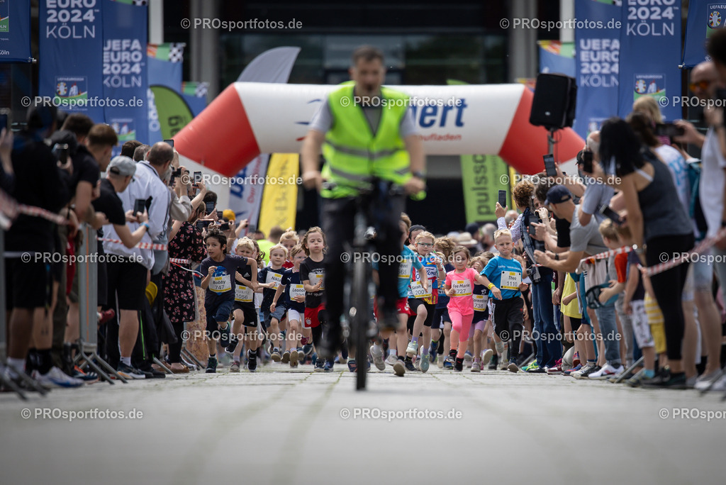 Stadionlauf Köln, 26.05.2024 | Impressionen von Stadionlauf Köln am 26.05.2024 rund um das RheinEnergie-Stadion in Koeln-Müngersdorf.